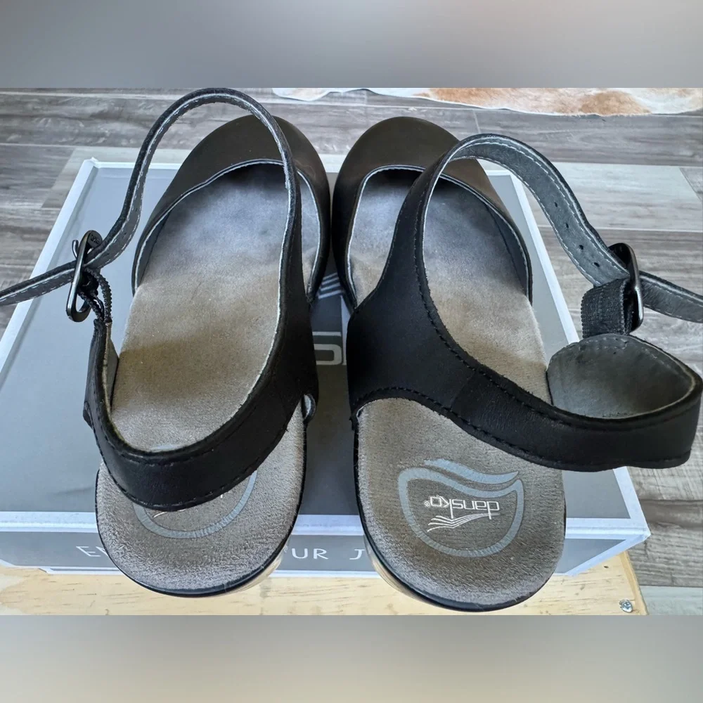 Dansko - Sam Black Leather Mules; Size 40 ( 9/9.5) - Picture 6 of 8